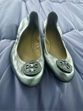 Tory Burch Metallic Silver Logo Ballet Flats